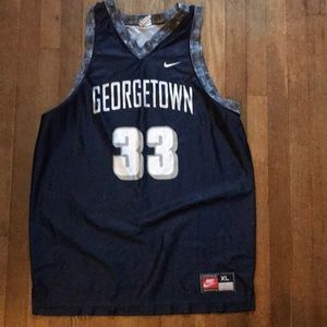 Men’s vintage Nike Basketball Jersey (Georgetown)